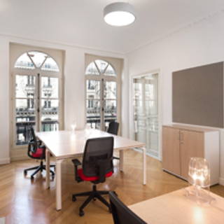 Bureau privé 23 m² 5 postes Location bureau Place de l'Opéra Paris 75009 - photo 2